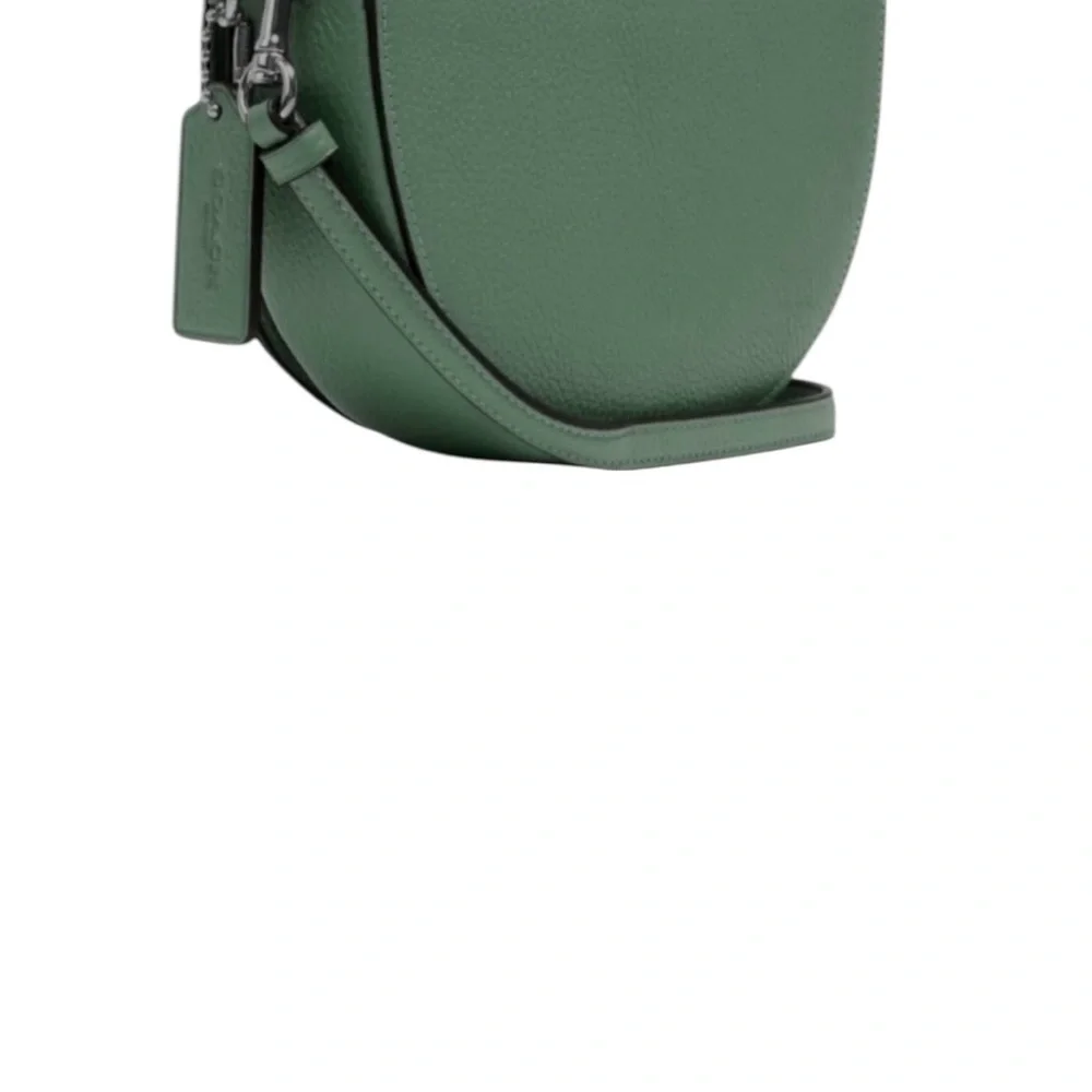 Coach Ellen Crossbody Bag in Refined Pebble Leather (Style C1432)